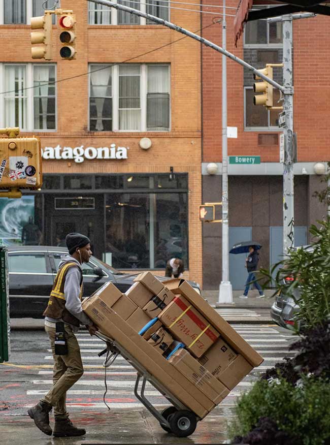 How Amazon Manages its Delivery Routes (And How to Copy Them